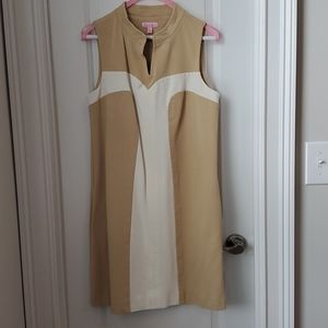 Lily sleeveless dress with button back and pockets